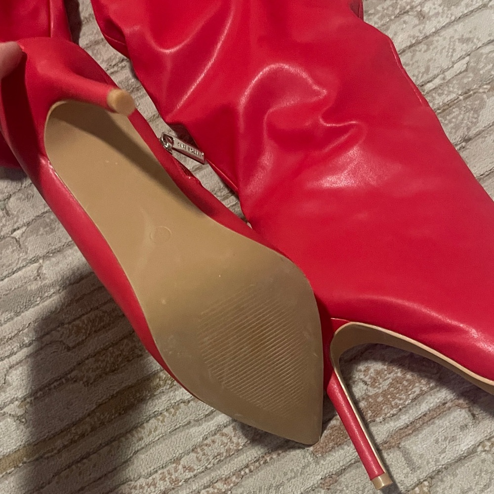 Cape Robbin Red Over the Knee Boots - Picture 3 of 10